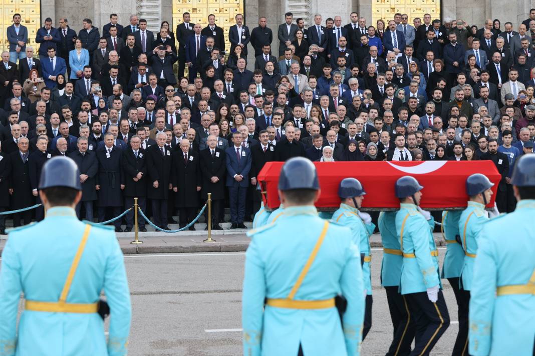 Hasan Bitmez için Meclis'te cenaze töreni. Babası Filistin atkısıyla uğurladı 43